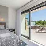 In Novigrad With Pool And Sea Views * Bužinija